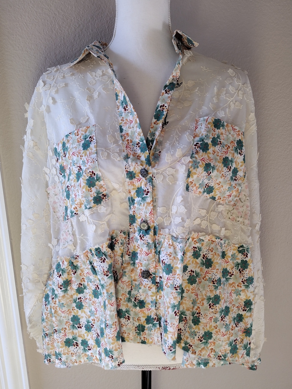 NWOT POL Floral Patchwork Lace Shacket in Cream & Teal - Picture 2 of 15